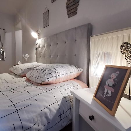 New Duplex De Charme Au Pied De La Cathedrale Carre D'Or Apartman Strasbourg Kültér fotó